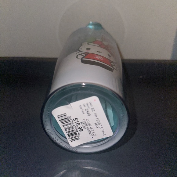 Hello Kitty Sanrio Winter Themed Tumbler With Snowman Brand New Waterbottle 16o - Picture 6 of 7